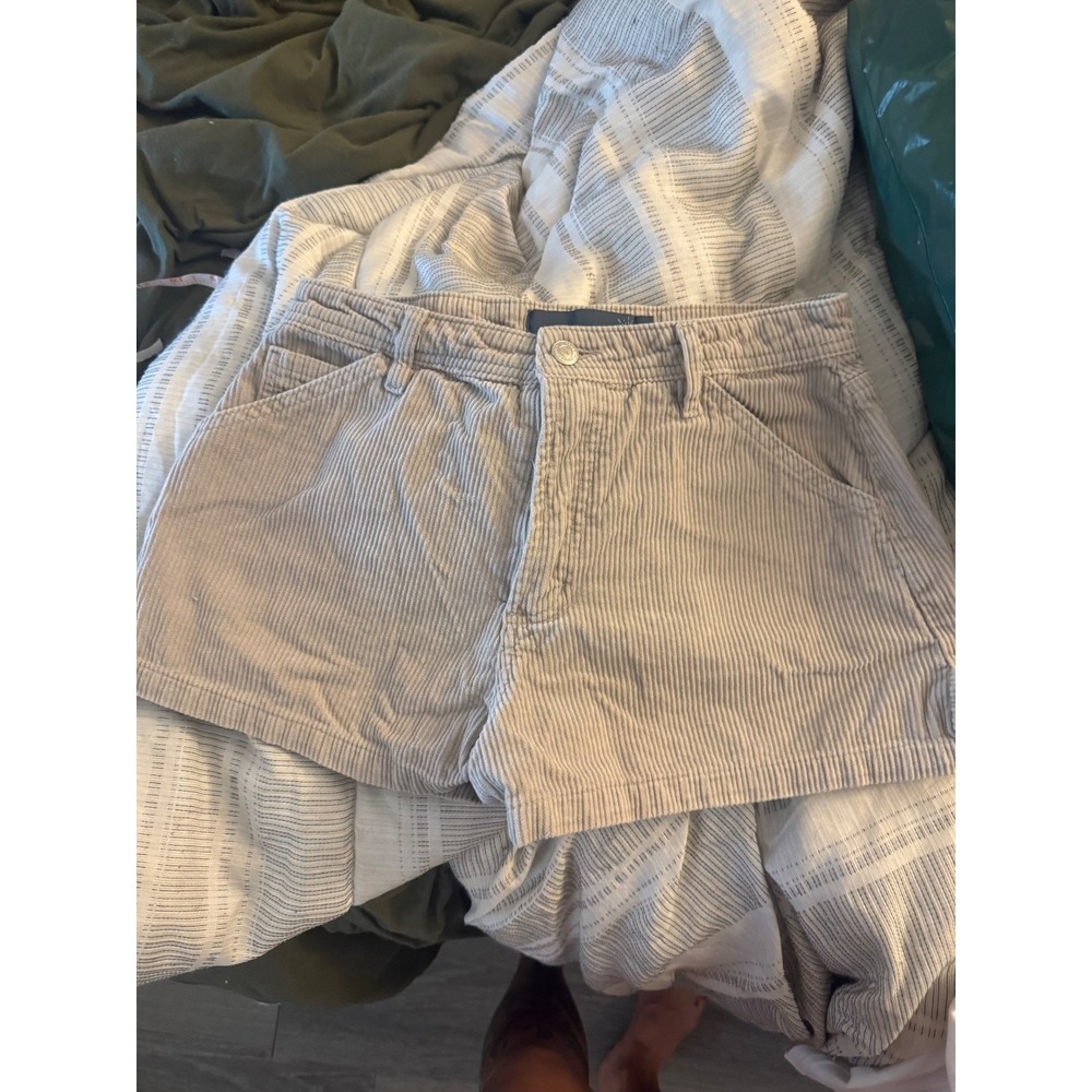 Y2K Indigo Rising Women's Corduroy Shorts Size 7/28 Tan Casual Boho Pockets - Picture 4 of 4